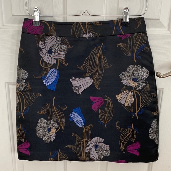 Ann Taylor Metallic Thread Skirt - Picture 1 of 2